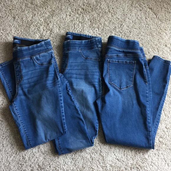 Old navy Rockstar mid rise jeggings - Picture 5 of 5